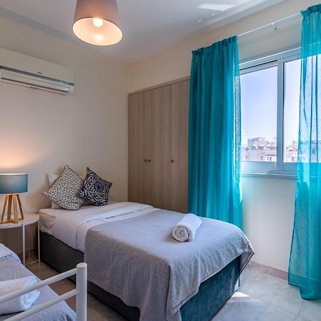 Sunny 2-Br Apartment In Mackenzie ลาร์นาคา ภายนอก รูปภาพ